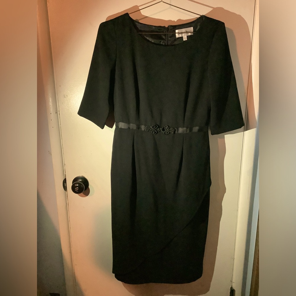 Very nice dress special for a cocktail party,